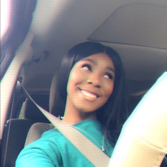 Poshmark profile picture for @sadaya